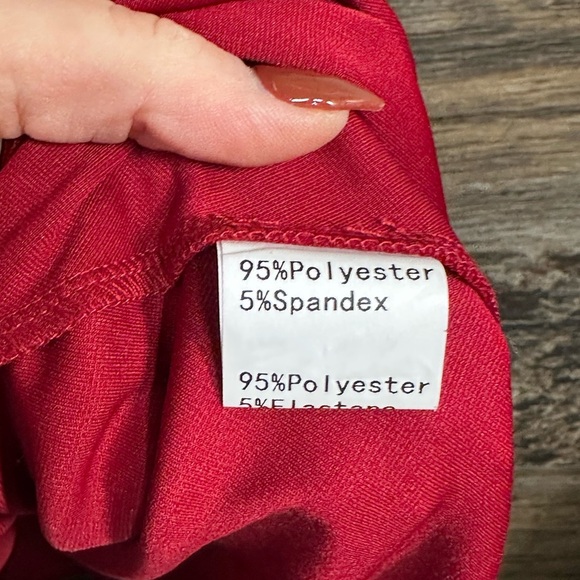 Belle Poque Elegant Long-Sleeve Red Dress - Picture 11 of 12